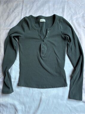 Hollister Long-Sleeve Ribbed Henley in Slate Blue